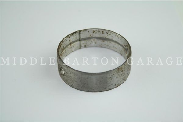 CENTRE CAMSHAFT BEARING 600 D